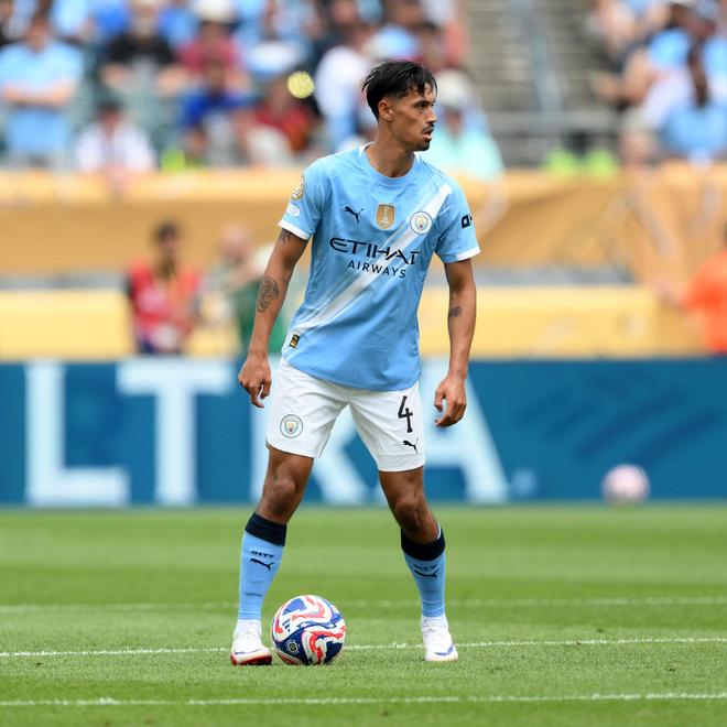 悟空体育下载-从风云突变广东宏远赛前强势反弹到风云突变曼城今晚单刀错失，集结日曼城调整名单以备欧冠 